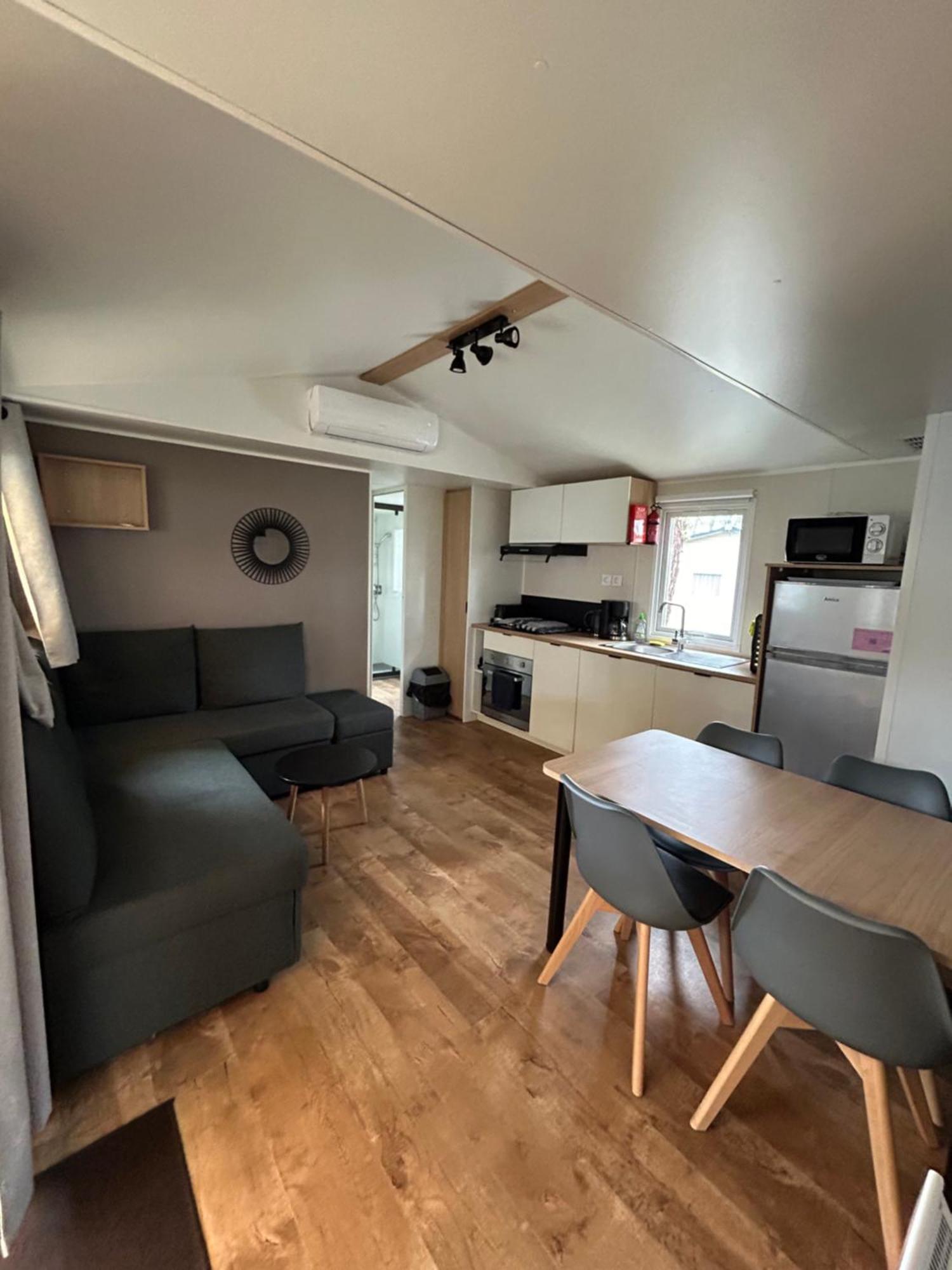 Mobilhome Dans Les Pins Seignosse